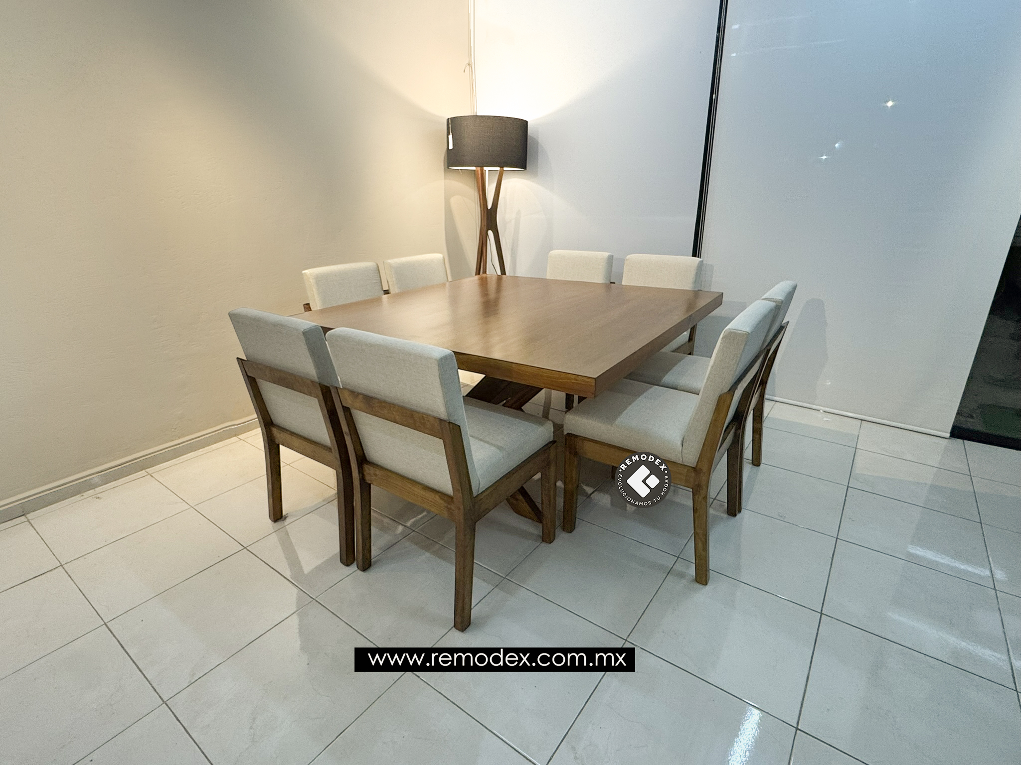 COMEDOR 8P ISABEL/CRUZ CUADRADA