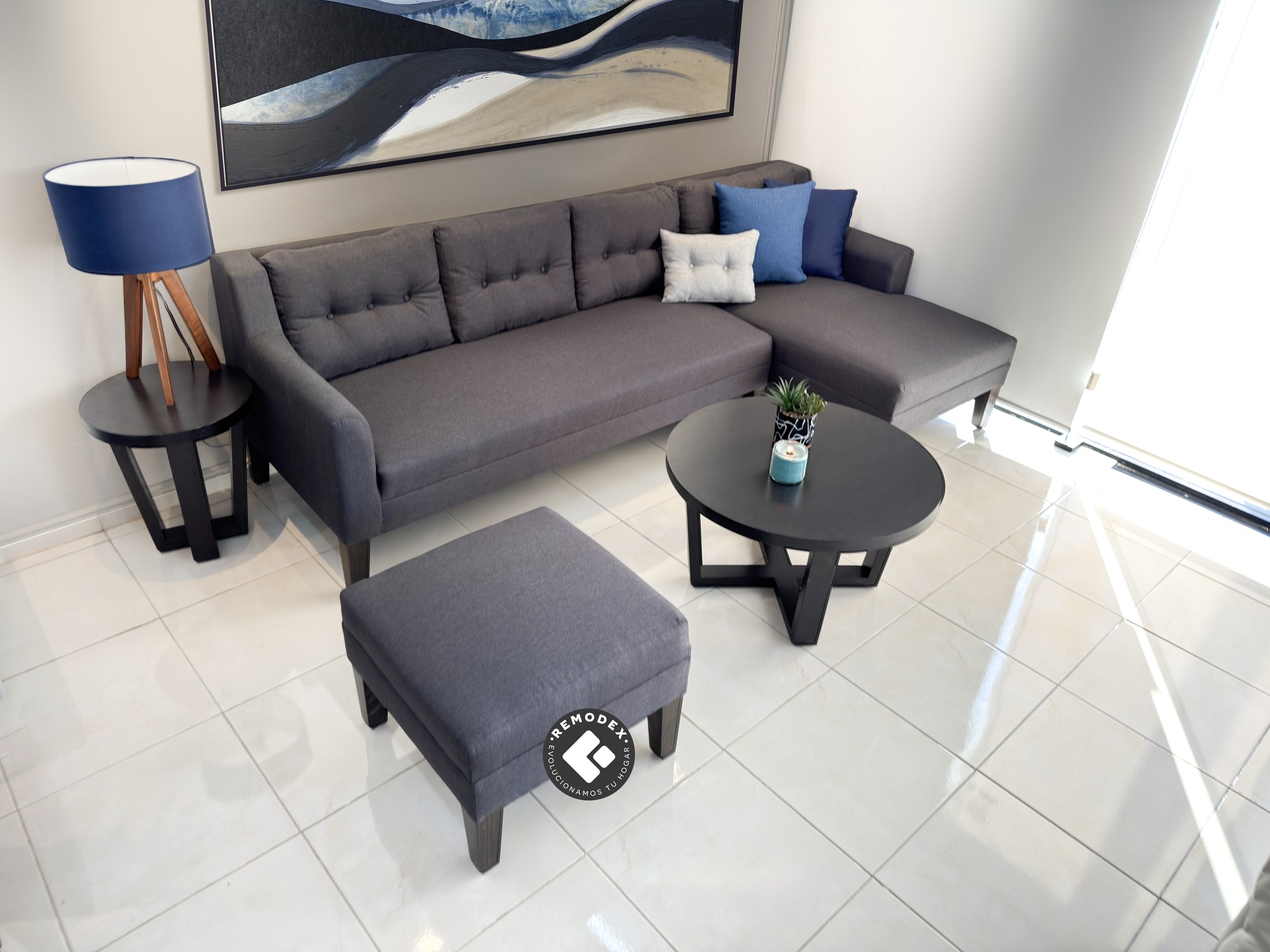 PAQUETE SOFÁ L R4/TABURETE/MESA DE CENTRO GENOVA
